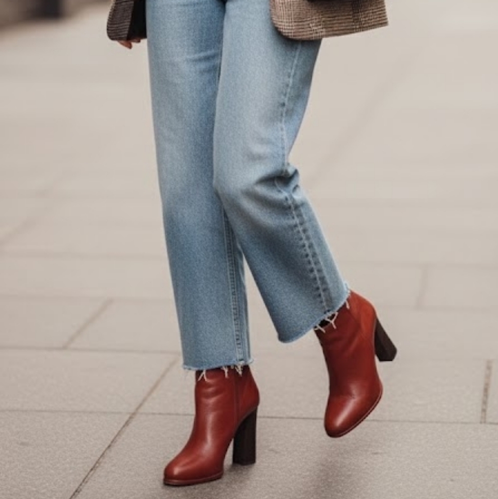 Anthropologie Hoss Intropia leather ankle boots 40